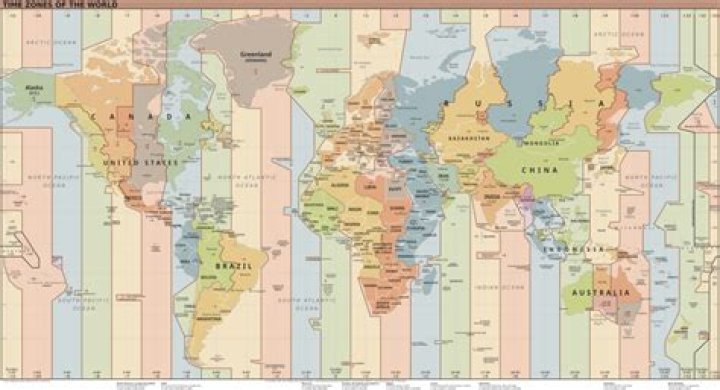 How many standard time zones are there on Earth